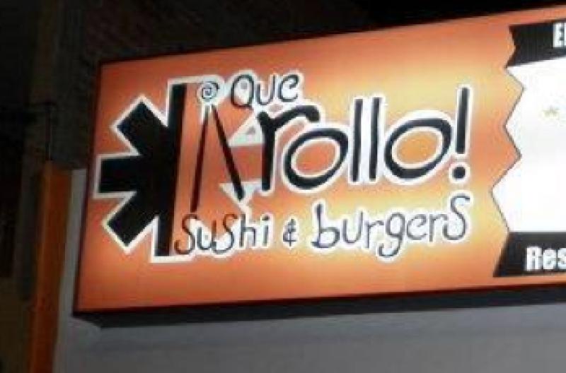 Que Rollo Sushi & Burgers
